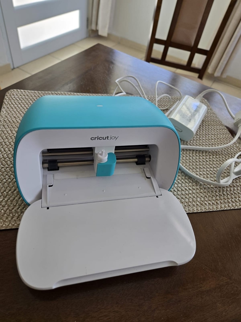 Cricut Joy Craft Cutter in Teal and White